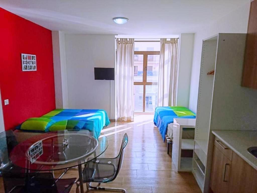 מדריד Apartamentos Urgel מראה חיצוני תמונה